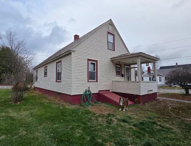$209,900 | 46 Park Avenue, Claremont, NH 03743