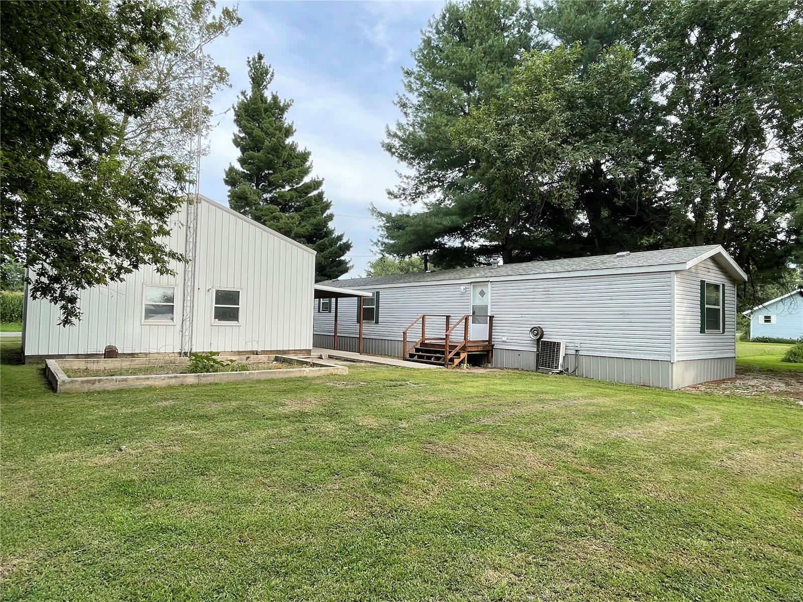 116 Ridge Avenue Irving, IL 62051 - Photo 1 of 37 Gallery Image 1