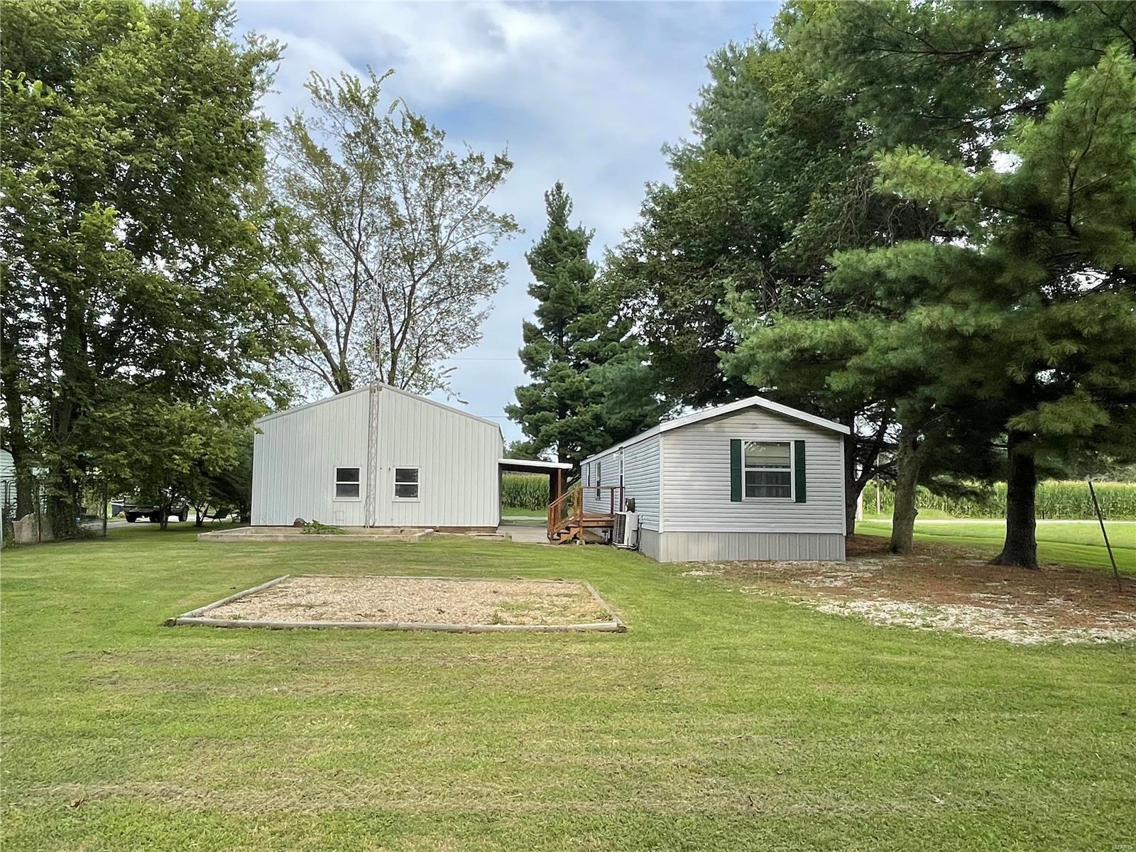 116 Ridge Avenue Irving, IL 62051 - Photo 2 of 37 Gallery Image 2
