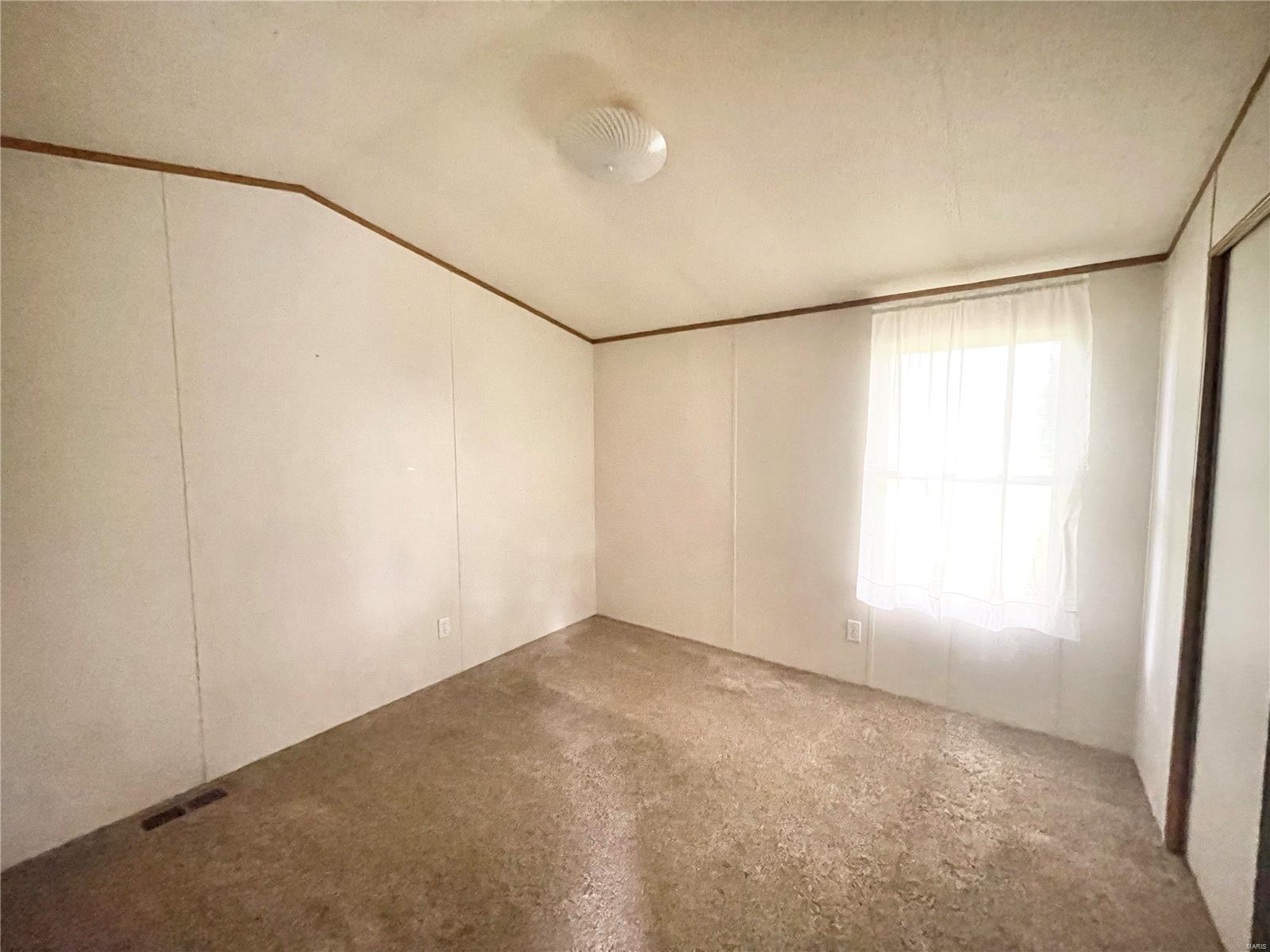 116 Ridge Avenue Irving, IL 62051 - Photo 16 of 37 Gallery Image 16
