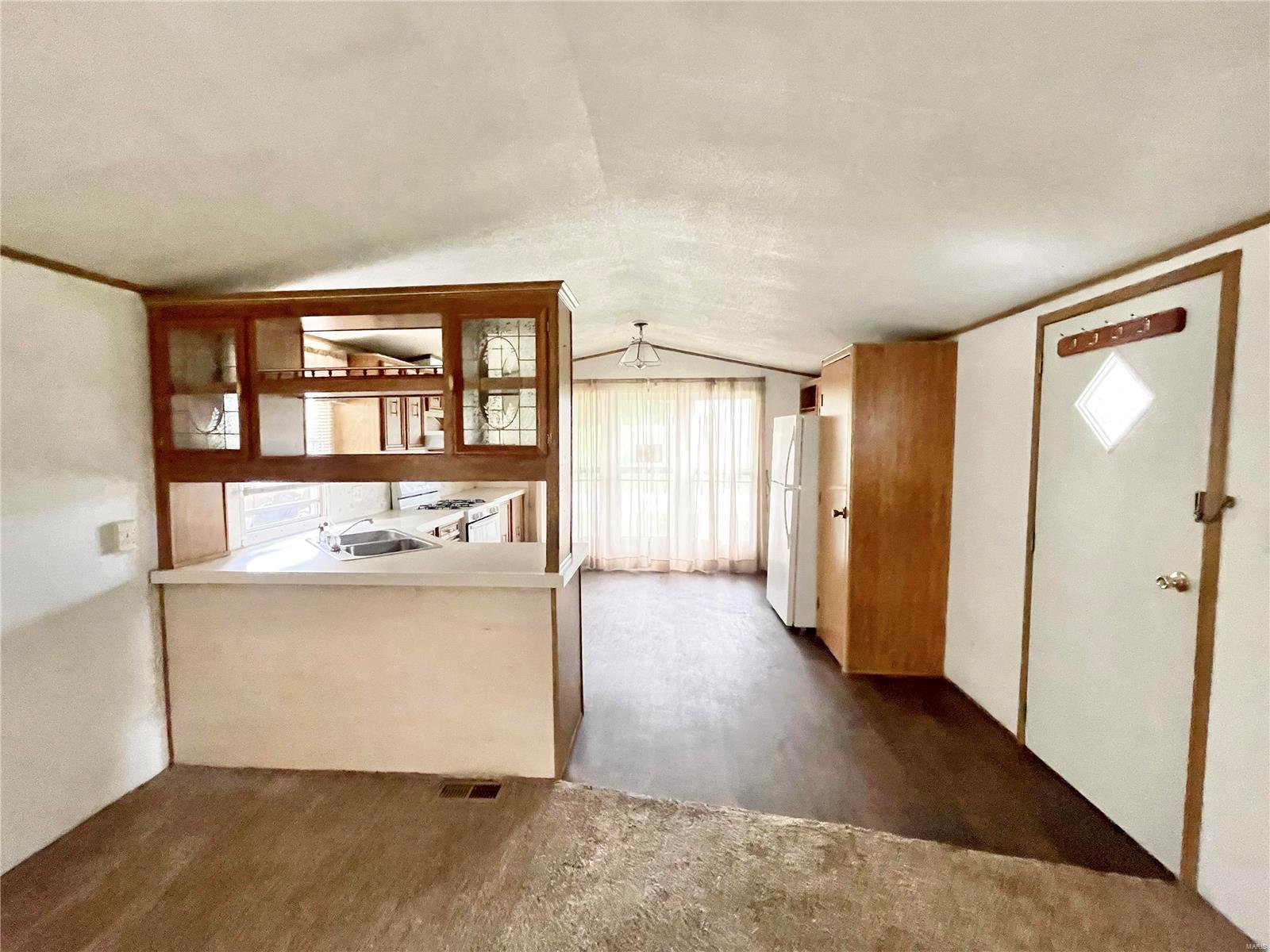 116 Ridge Avenue Irving, IL 62051 - Photo 6 of 37 Gallery Image 6