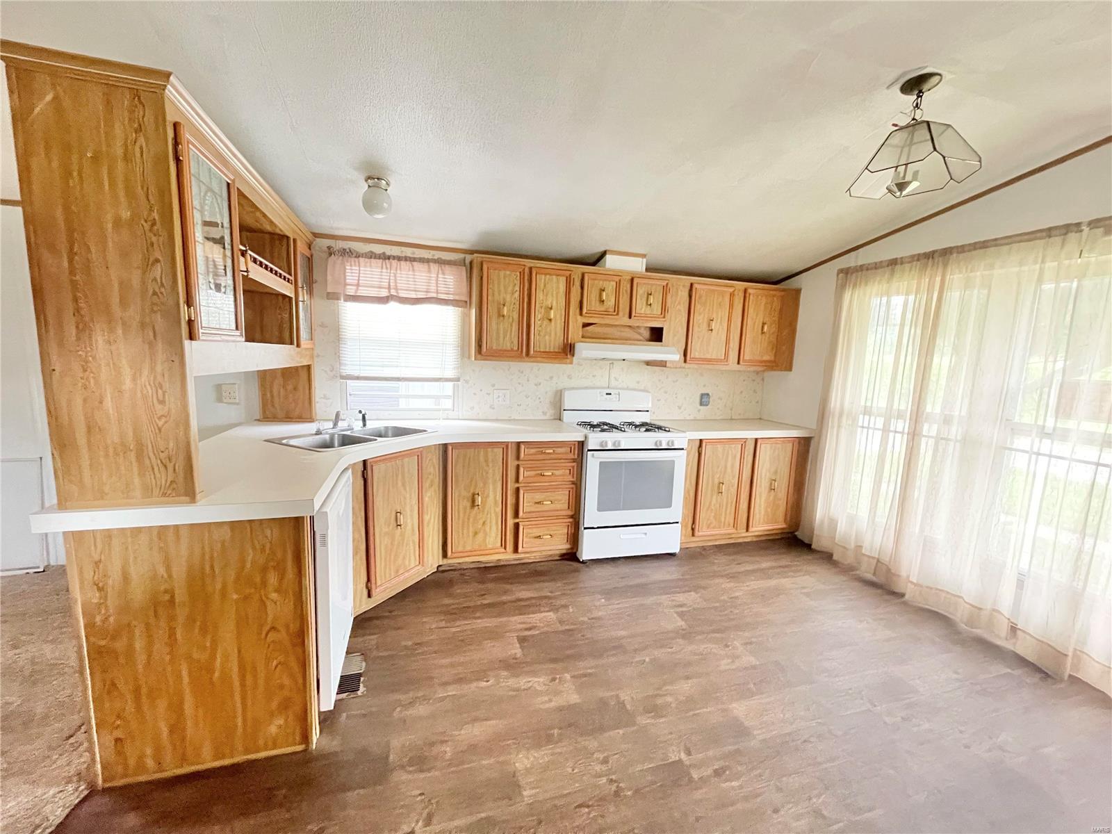 116 Ridge Avenue Irving, IL 62051 - Photo 8 of 37 Gallery Image 8