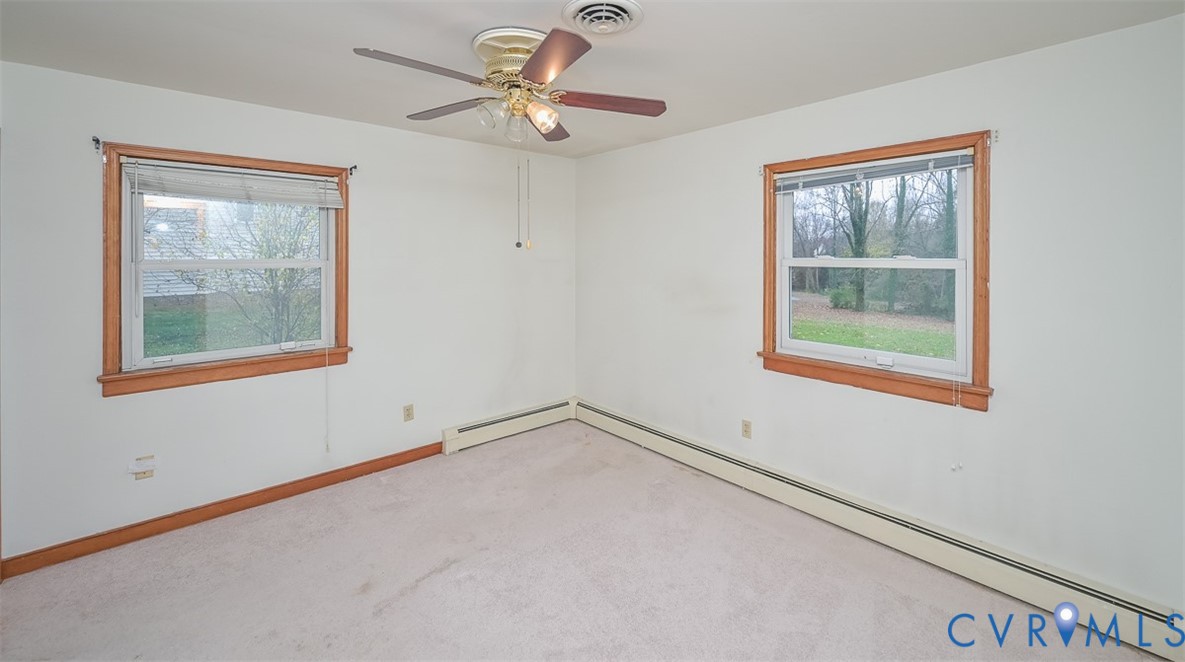 1629 New Market Road Henrico, VA 23231 - Photo 27 of 49 an empty room with a window