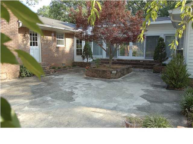 8422 Morin Road Chattanooga, TN 37421 - Photo 1 of 8 Primary Photo