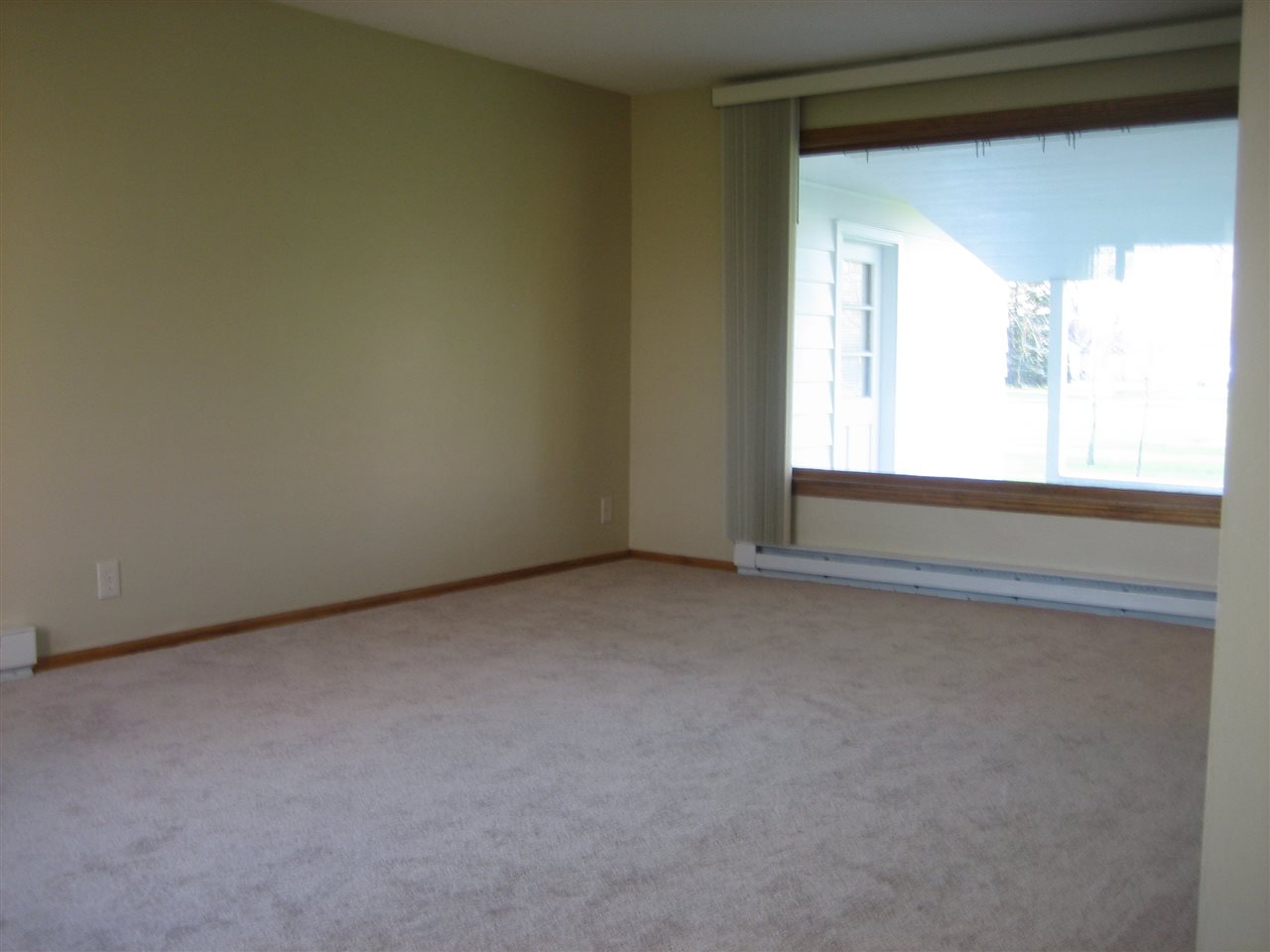 1425 West Ludwig Road Fort Wayne, IN 46825 - Photo 4 of 24