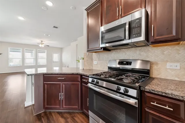 $2,200 | 18122 Alora Springs Trace, Cypress, TX 77433