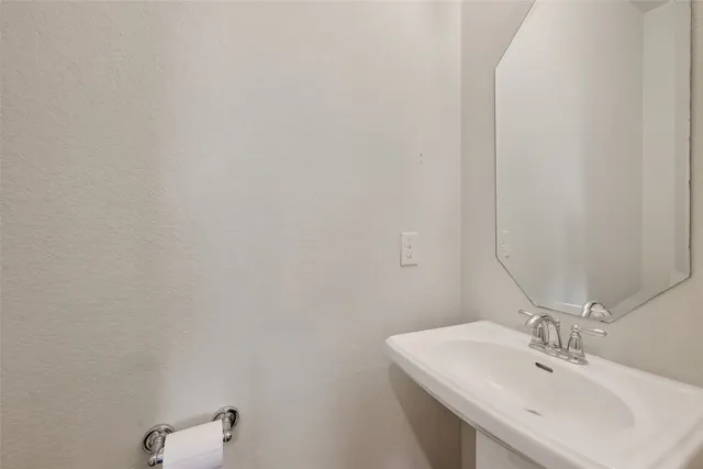 $2,200 | 18122 Alora Springs Trace, Cypress, TX 77433