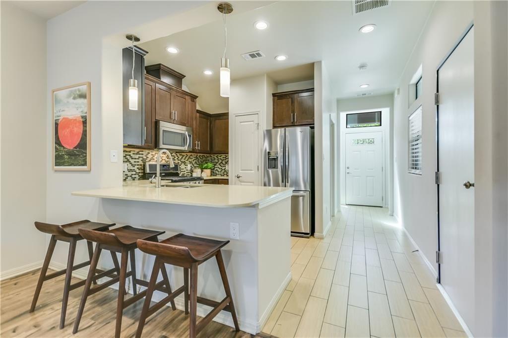124 Cumberland Road, Unit 303 Austin, TX 78704 - Photo 2 of 21