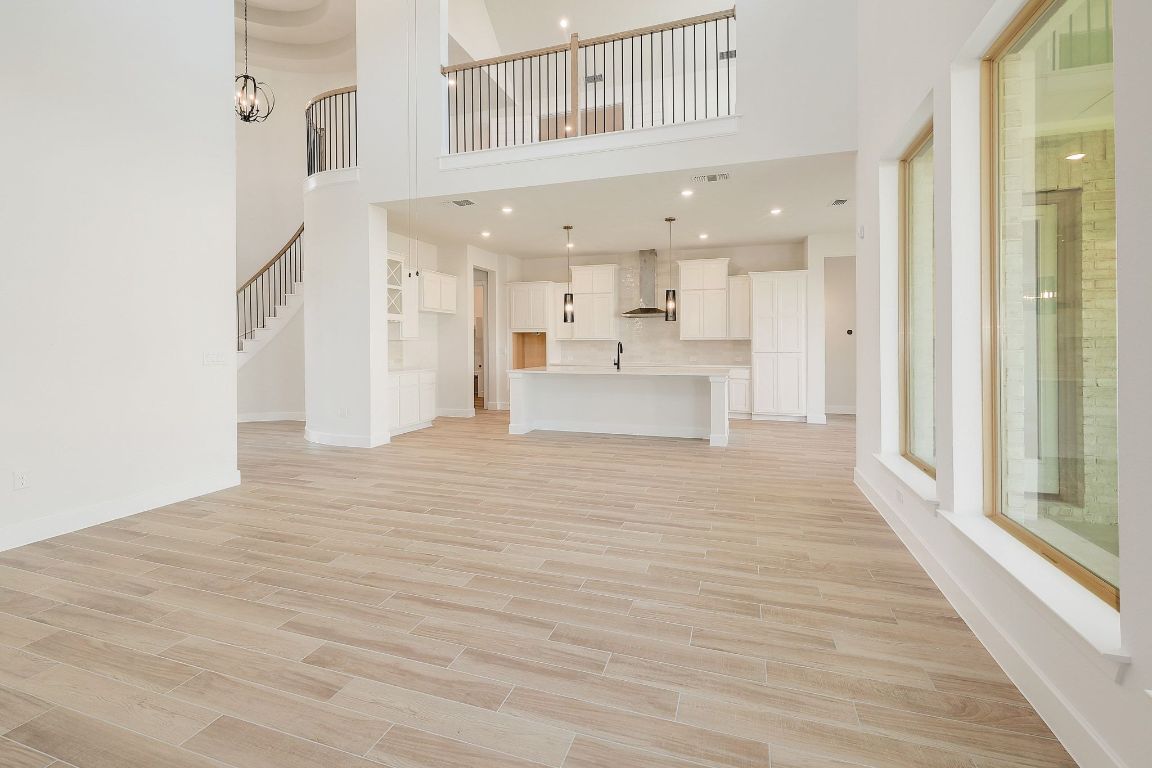 413 Drawbridge Drive Georgetown, TX 78633 - Photo 3 of 39