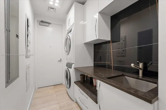 $5,750,000 | 4701 Meridian Avenue, Unit 126, Miami Beach, FL 33140