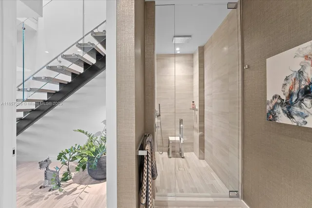 $5,750,000 | 4701 Meridian Avenue, Unit 126, Miami Beach, FL 33140