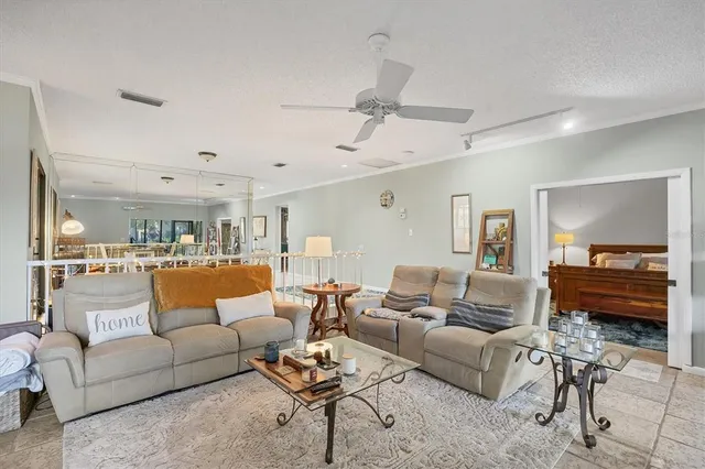 $2,700 | 4870 Kestral Park Circle, Unit 14, Sarasota, FL 34231