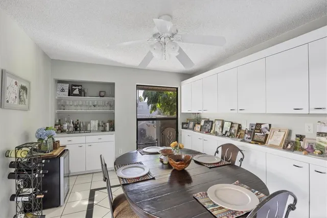 $2,700 | 4870 Kestral Park Circle, Unit 14, Sarasota, FL 34231