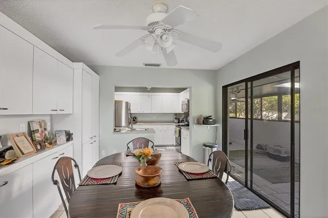 $2,700 | 4870 Kestral Park Circle, Unit 14, Sarasota, FL 34231