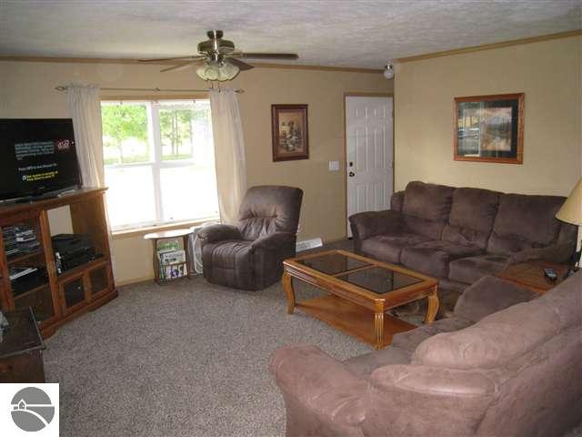 15397 Stanley Road Beulah, MI 49617 - Photo 3 of 24 1729378-2.JPG