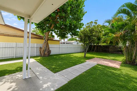$535,000 | 429 Lytle Street, West Palm Beach, FL 33405