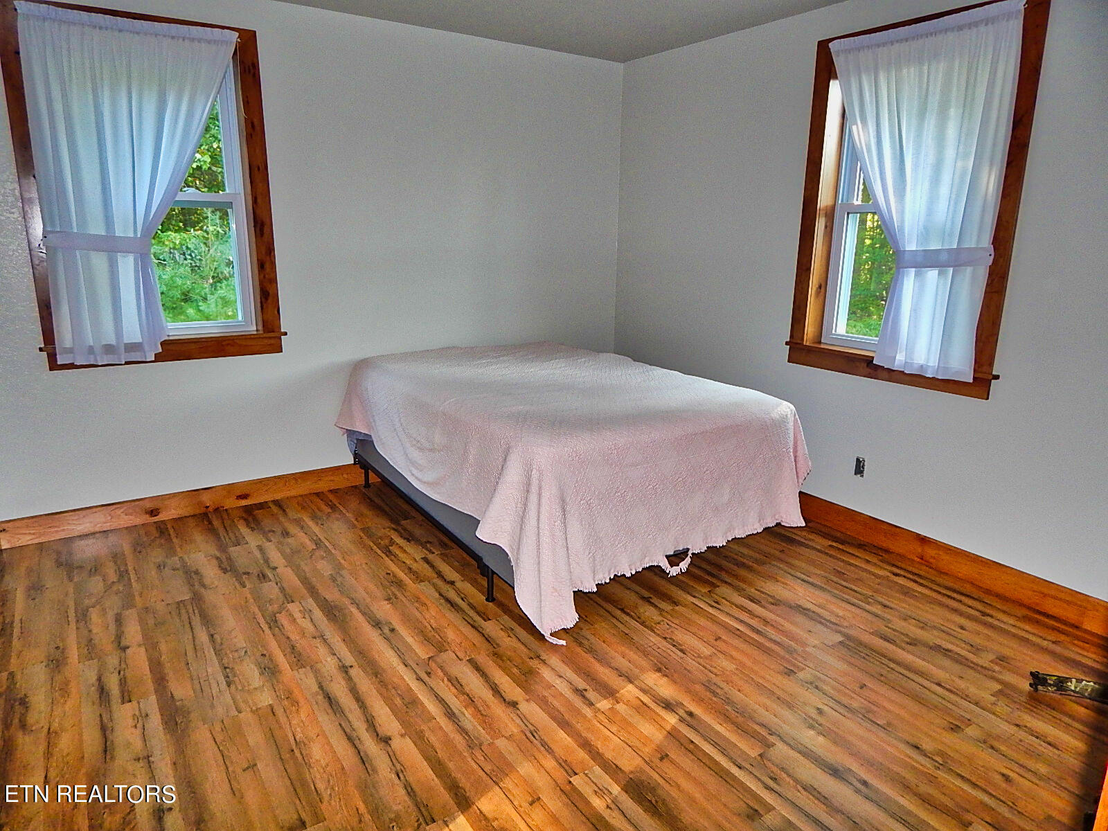 176 Knepp Road Deer Lodge, TN 37726 - Photo 31 of 60 DSCN4566