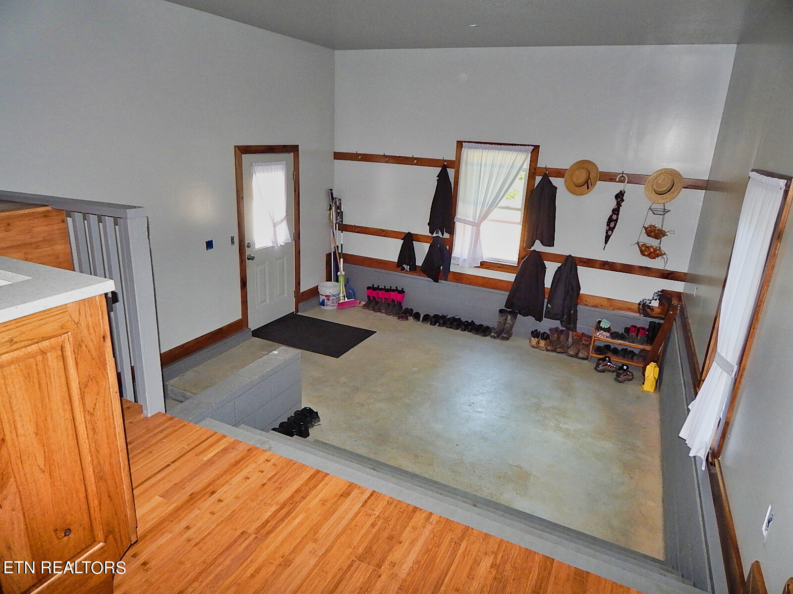 176 Knepp Road Deer Lodge, TN 37726 - Photo 36 of 60 DSCN4521