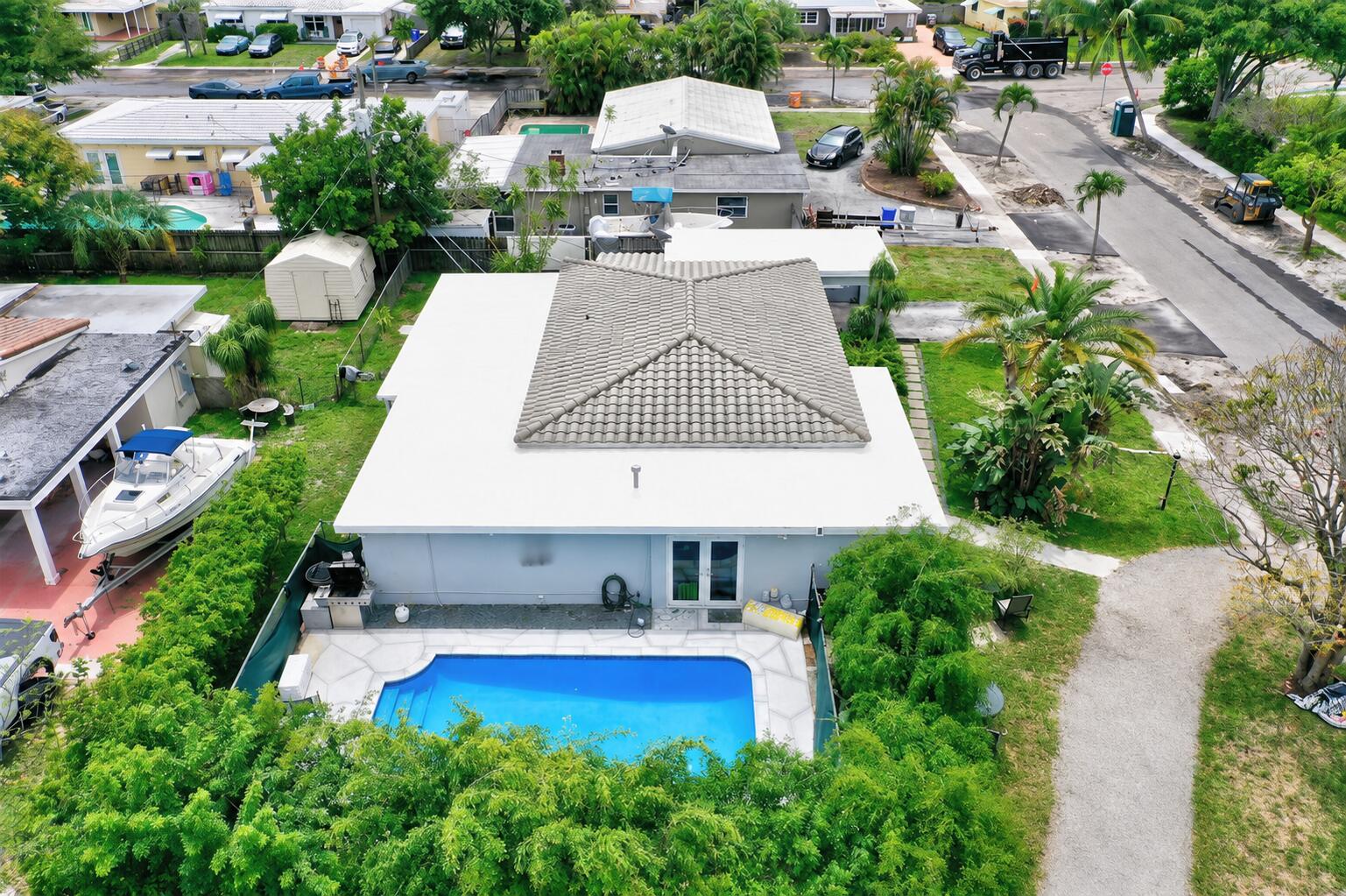 970 Southwest 3rd Avenue Pompano Beach, FL 33060 - Photo 1 of 24 01 front