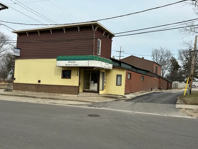 $169,000 | 114 North Washington Street, Genoa, IL 60135