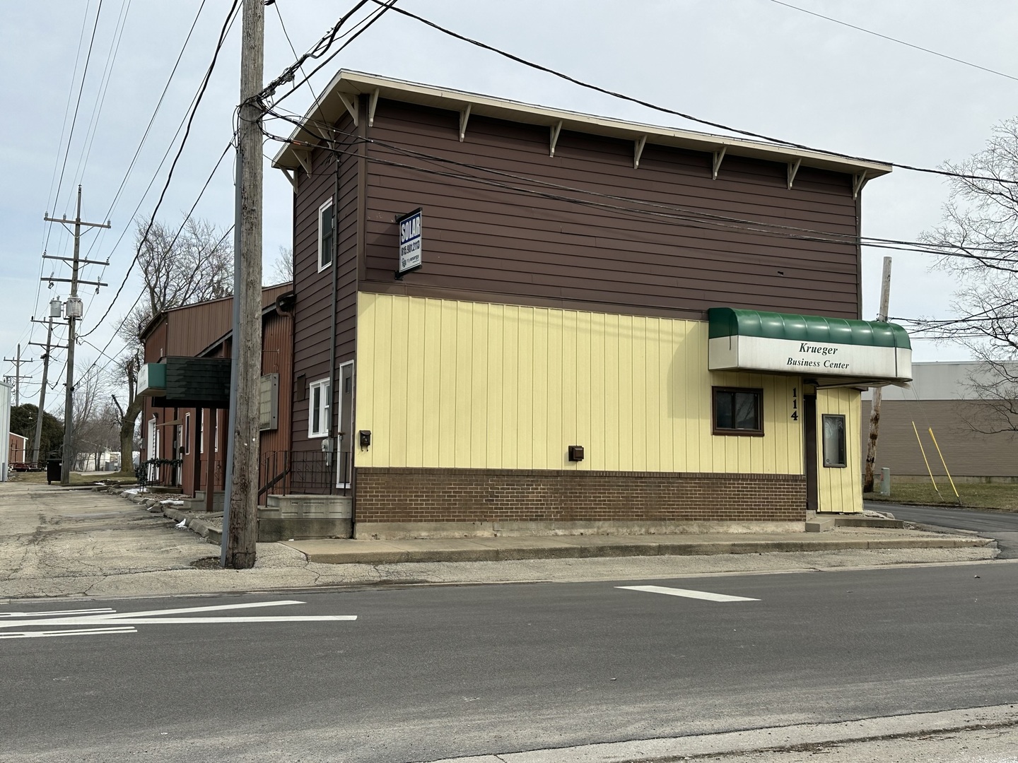 114 North Washington Street Genoa, IL 60135 - Photo 4 of 33