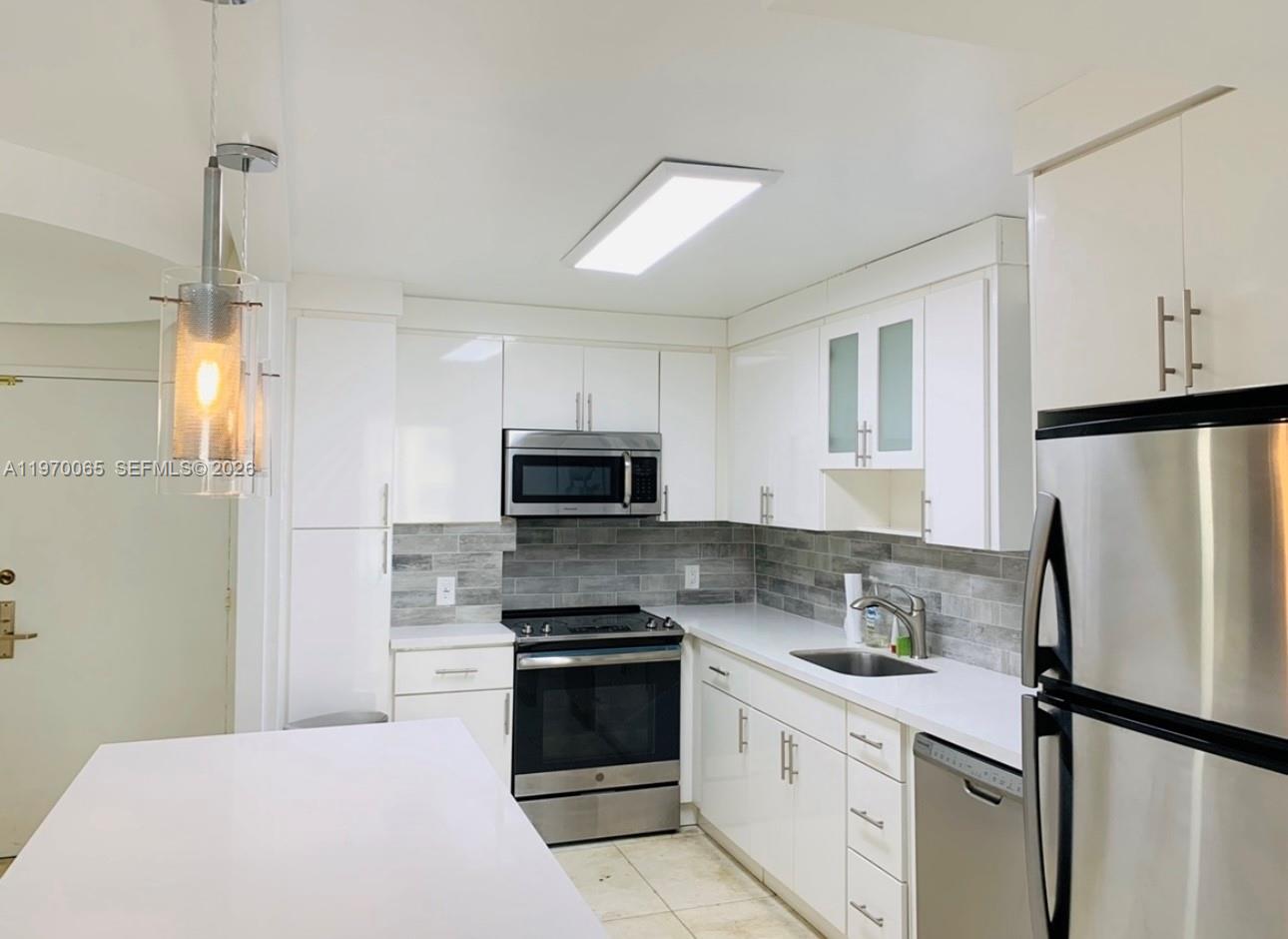 150 Southeast 25th Road, Unit 3B Miami, FL 33129 - Photo 1 of 8