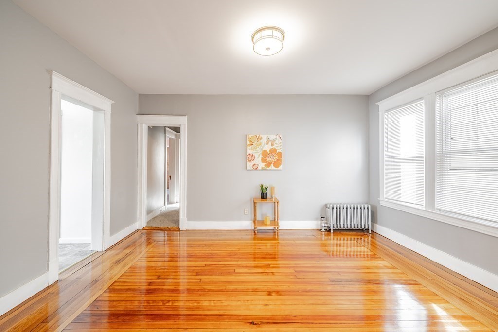 31 Sachem Street Springfield, MA 01108 - Photo 9 of 28