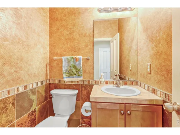 $647,000 | 527 Deerwood Drive, Longmont, CO 80504