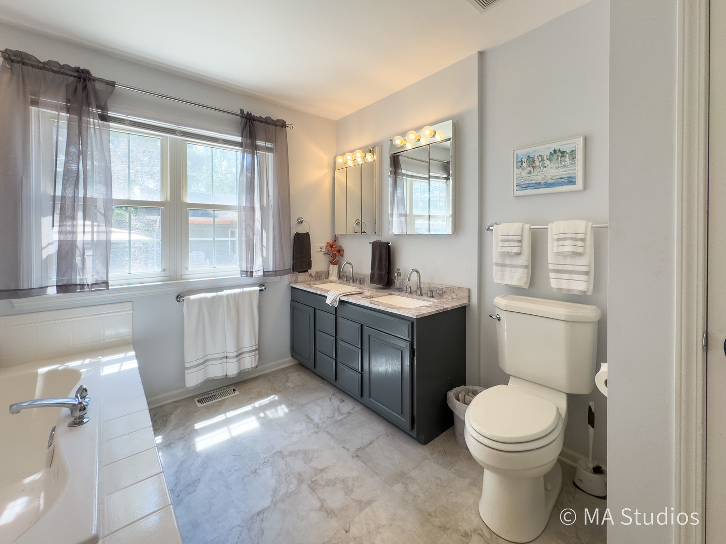 1219 Golf Lane Wheaton, IL 60189 - Photo 22 of 78