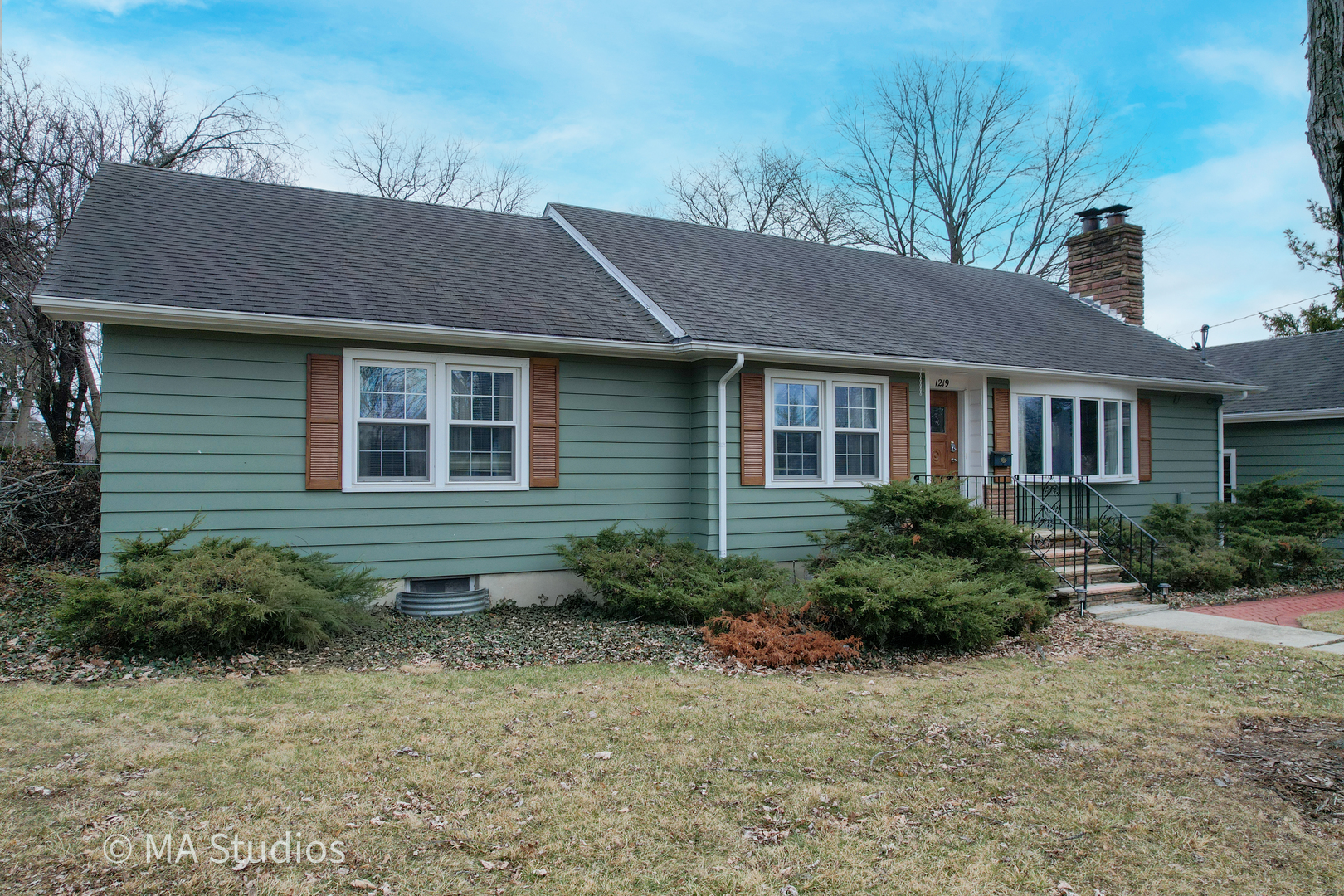 1219 Golf Lane Wheaton, IL 60189 - Photo 4 of 78