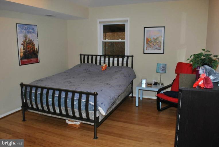 7012 Sea Cliff Road McLean, VA 22101 - Photo 22 of 30 Bedroom