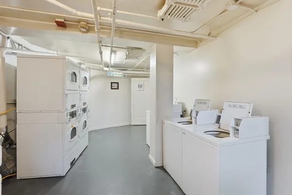 $215,000 | 852 North Summit Boulevard, Unit 101, Spokane, WA 99201