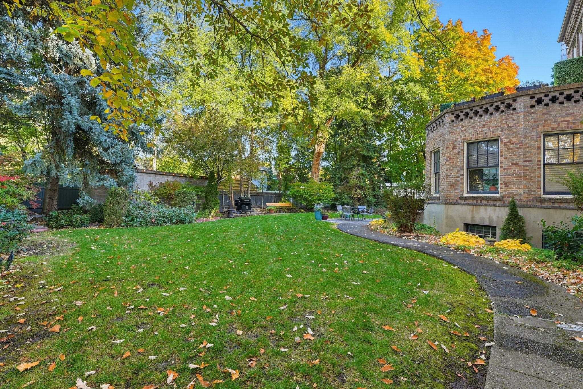 852 North Summit Boulevard, Unit 101 Spokane, WA 99201 - Photo 21 of 31