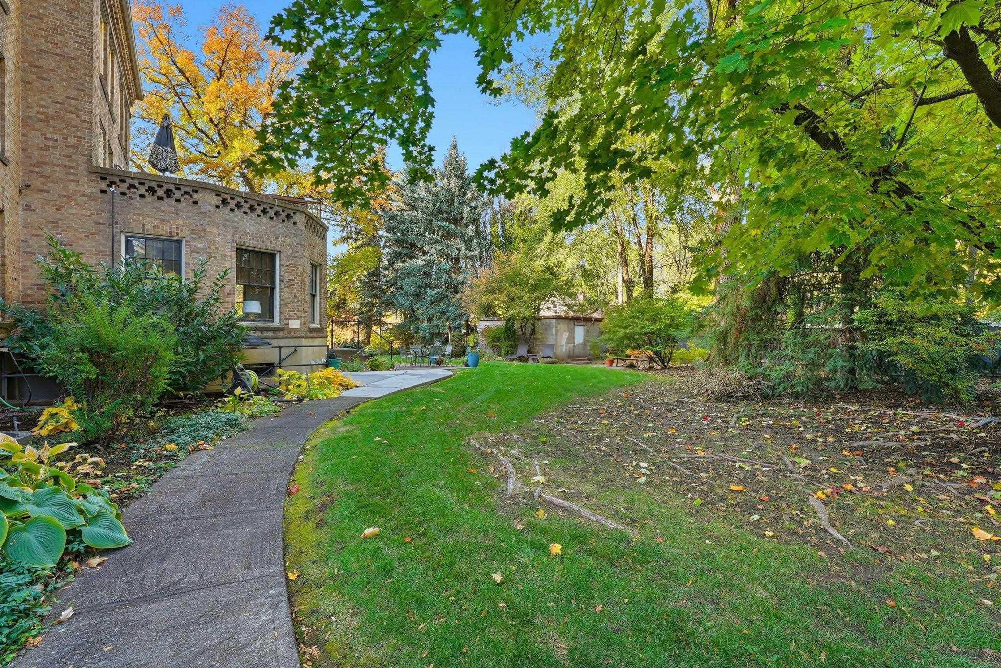 852 North Summit Boulevard, Unit 101 Spokane, WA 99201 - Photo 22 of 31