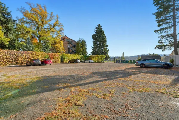 $215,000 | 852 North Summit Boulevard, Unit 101, Spokane, WA 99201