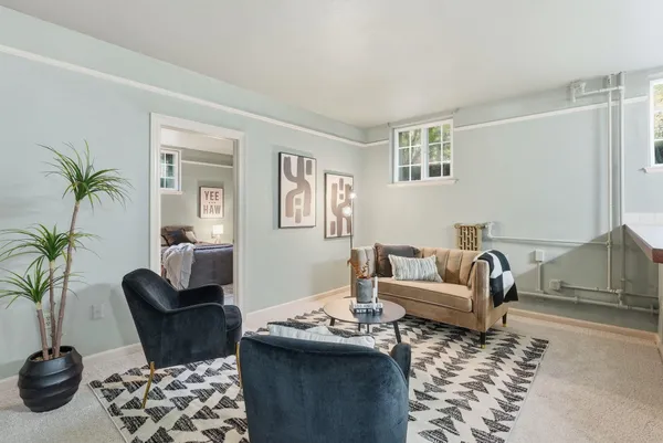 $215,000 | 852 North Summit Boulevard, Unit 101, Spokane, WA 99201