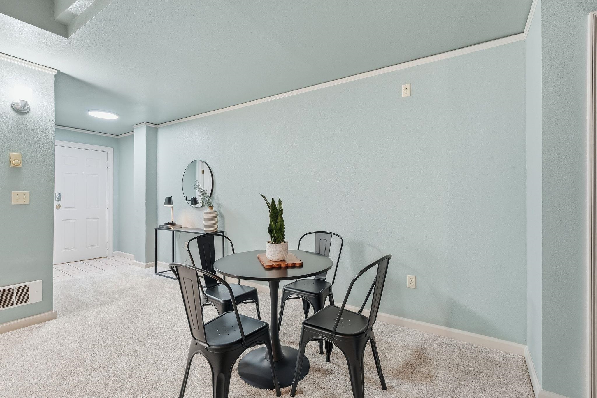 852 North Summit Boulevard, Unit 101 Spokane, WA 99201 - Photo 5 of 31