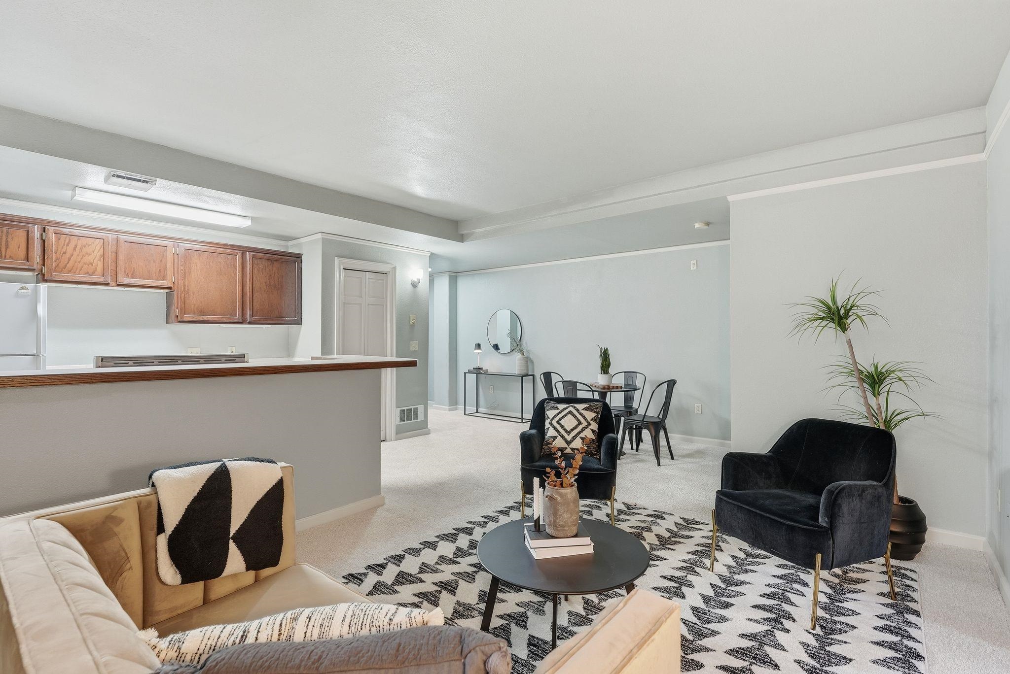 852 North Summit Boulevard, Unit 101 Spokane, WA 99201 - Photo 6 of 31