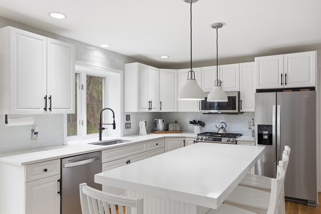 16 Chestnut Street Acton, MA 01720 - Photo 4 of 42