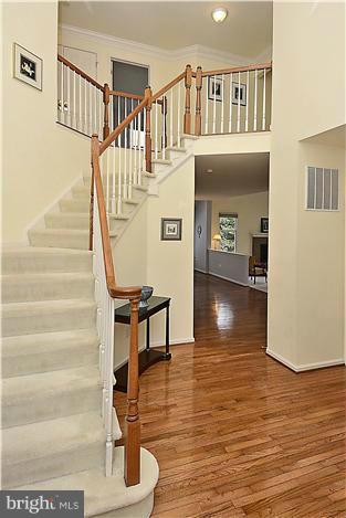 1319 Dasher Lane Reston, VA 20190 - Photo 15 of 30 Interior (General)
