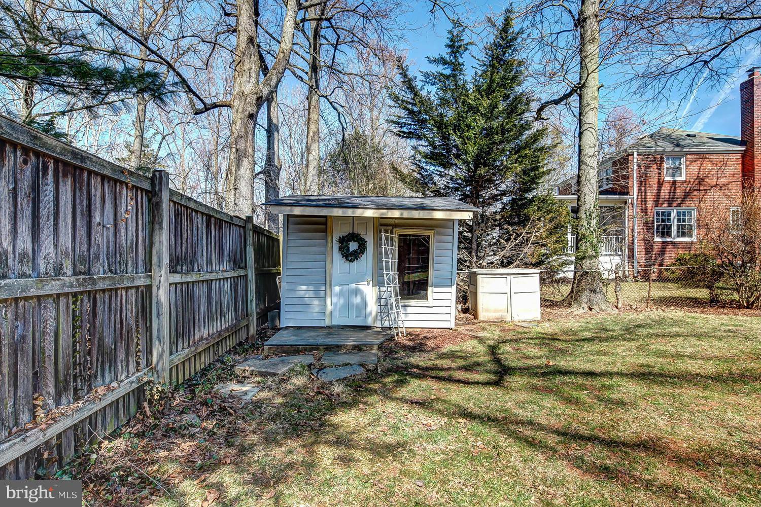 8906 Melwood Road Bethesda, MD 20817 - Photo 30 of 30 Exterior (Rear)