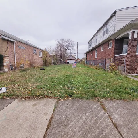 $11,900 | 8029 South Loomis Boulevard, Chicago, IL 60620