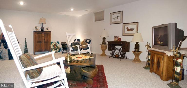 1962 Lakeport Way Reston, VA 20191 - Photo 22 of 30 Recreation Room