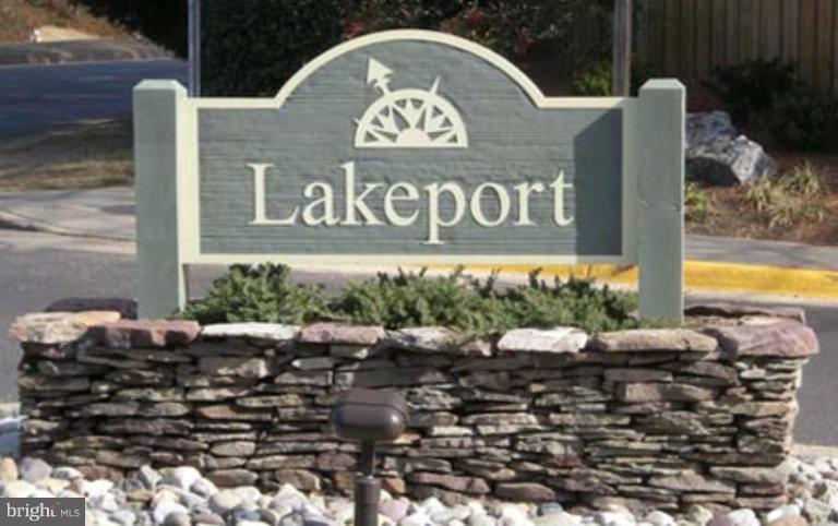 1962 Lakeport Way Reston, VA 20191 - Photo 27 of 30 Community Amenities 4
