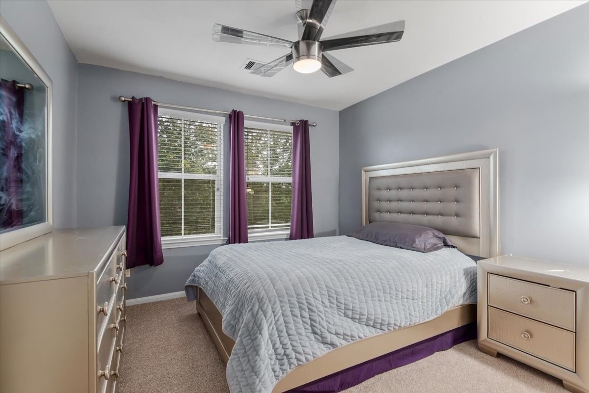 1827 Stieler Drive Houston, TX 77049 - Photo 29 of 39 upstairs bedroom 4