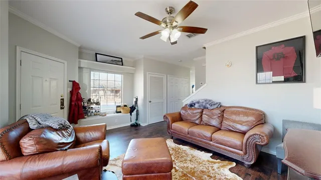 $1,400 | 301 Nimitz Street, Unit D, College Station, TX 77840