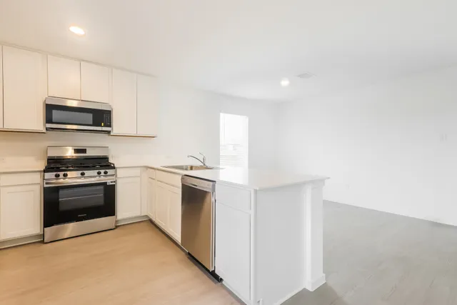 $1,845 | 303 Bush Meadow Lane, Magnolia, TX 77354