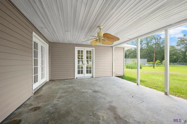 $299,900 | 10118 Saray Drive, Denham Springs, LA 70706