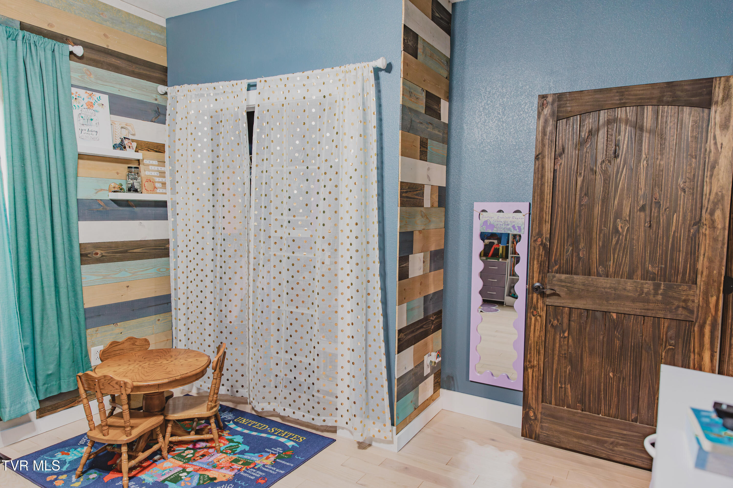 948 Chestnut Grove Road Dandridge, TN 37725 - Photo 6 of 16 CopperSunsetPhoto1-8