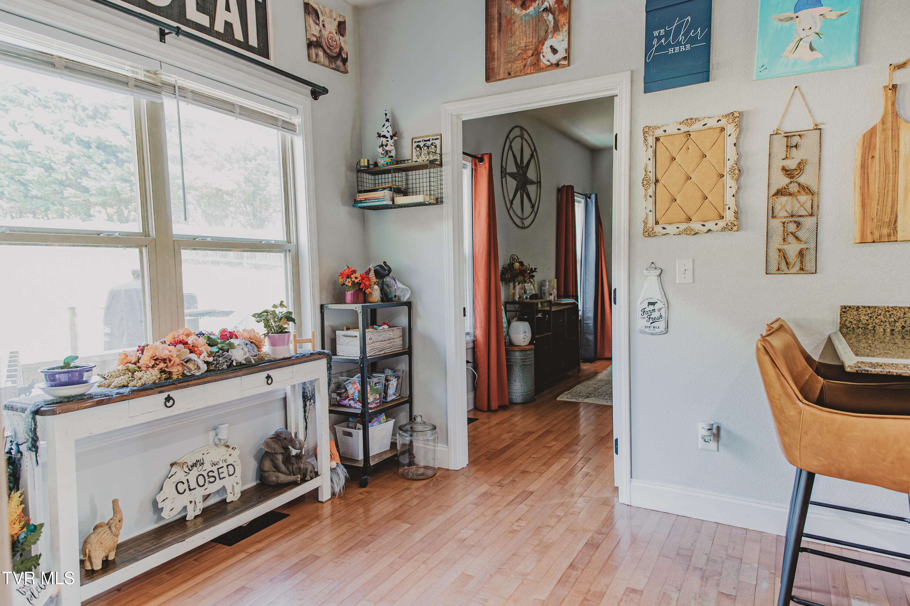 948 Chestnut Grove Road Dandridge, TN 37725 - Photo 7 of 16 CopperSunsetPhoto1-9